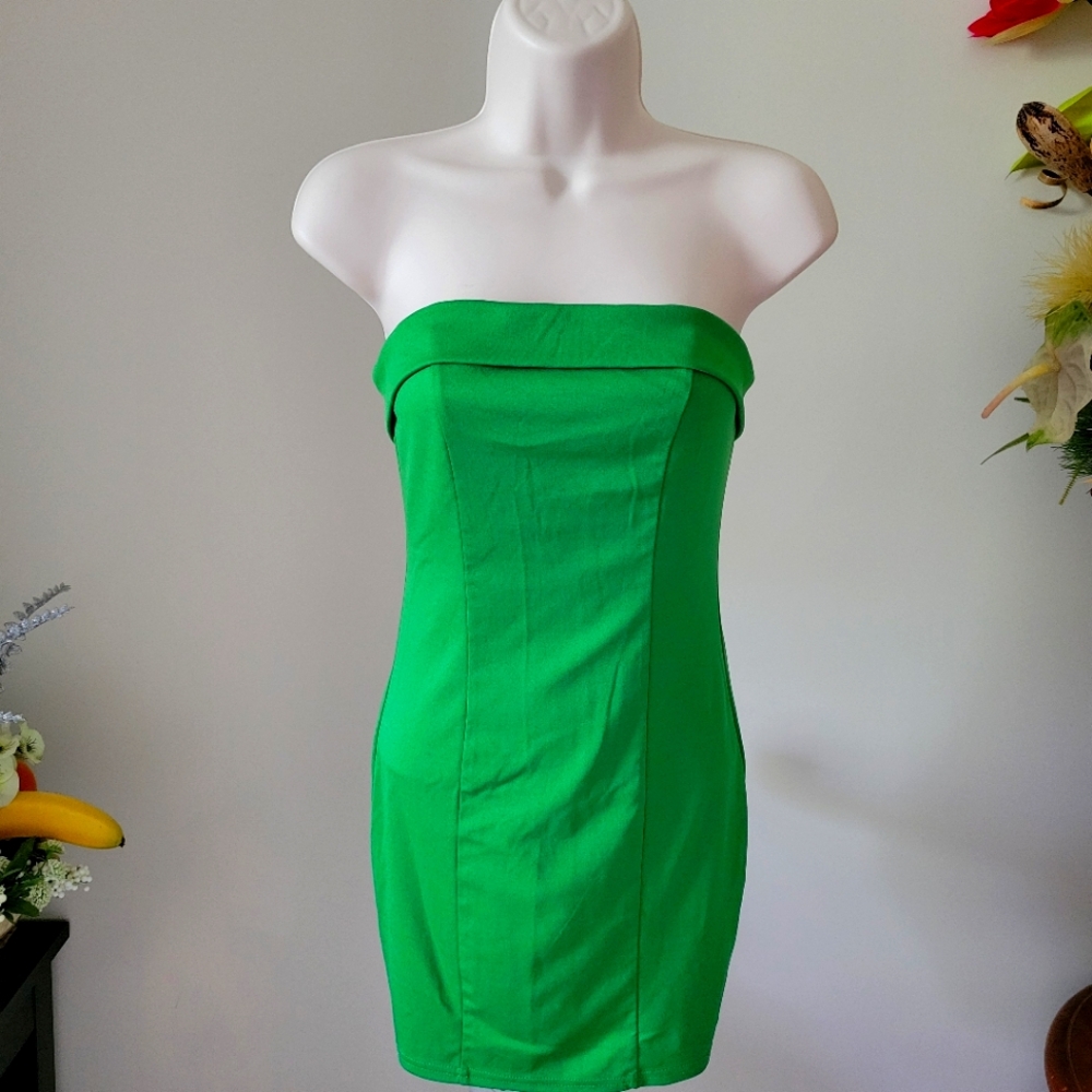 ✨️3/$9✨️ SHEIN Green Seam Detail Bodycon Tube Dress